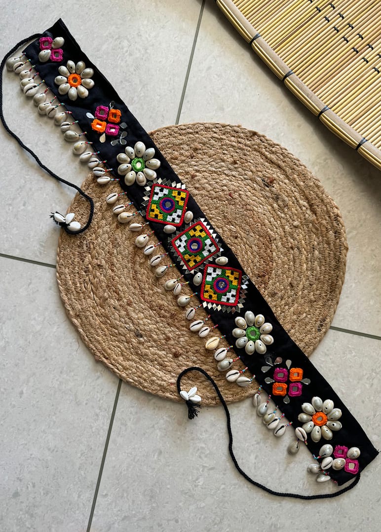 Madhuri – Handcrafted Belt